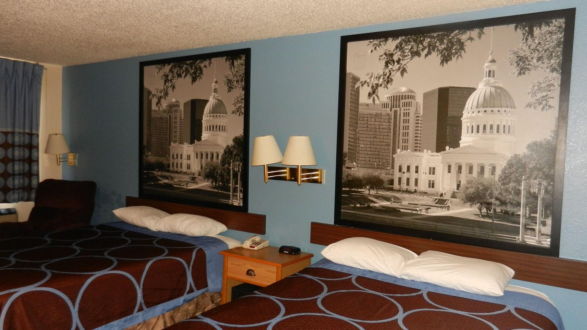 Super 8 By Wyndham Potosi Hotel Buitenkant foto