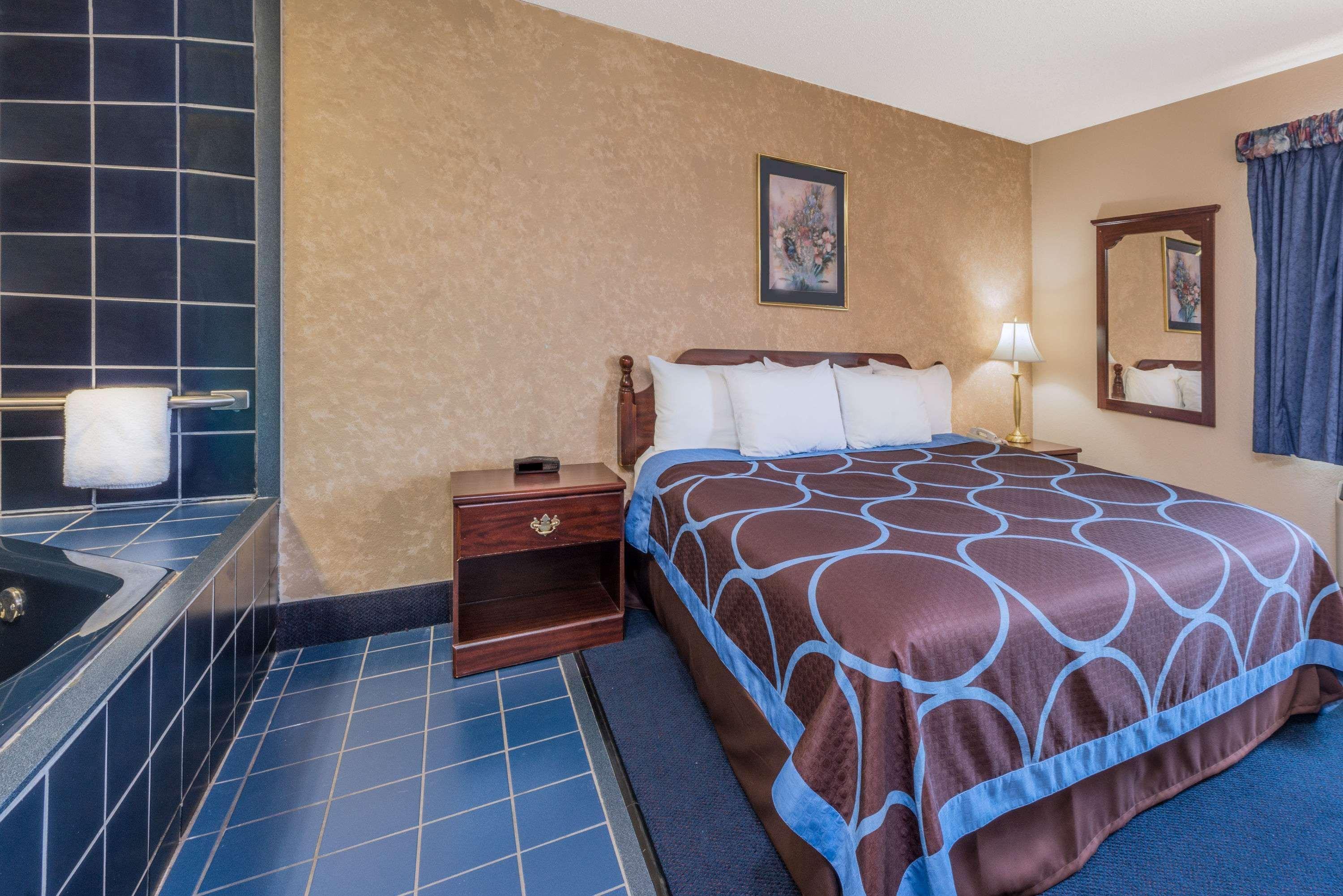 Super 8 By Wyndham Potosi Hotel Buitenkant foto