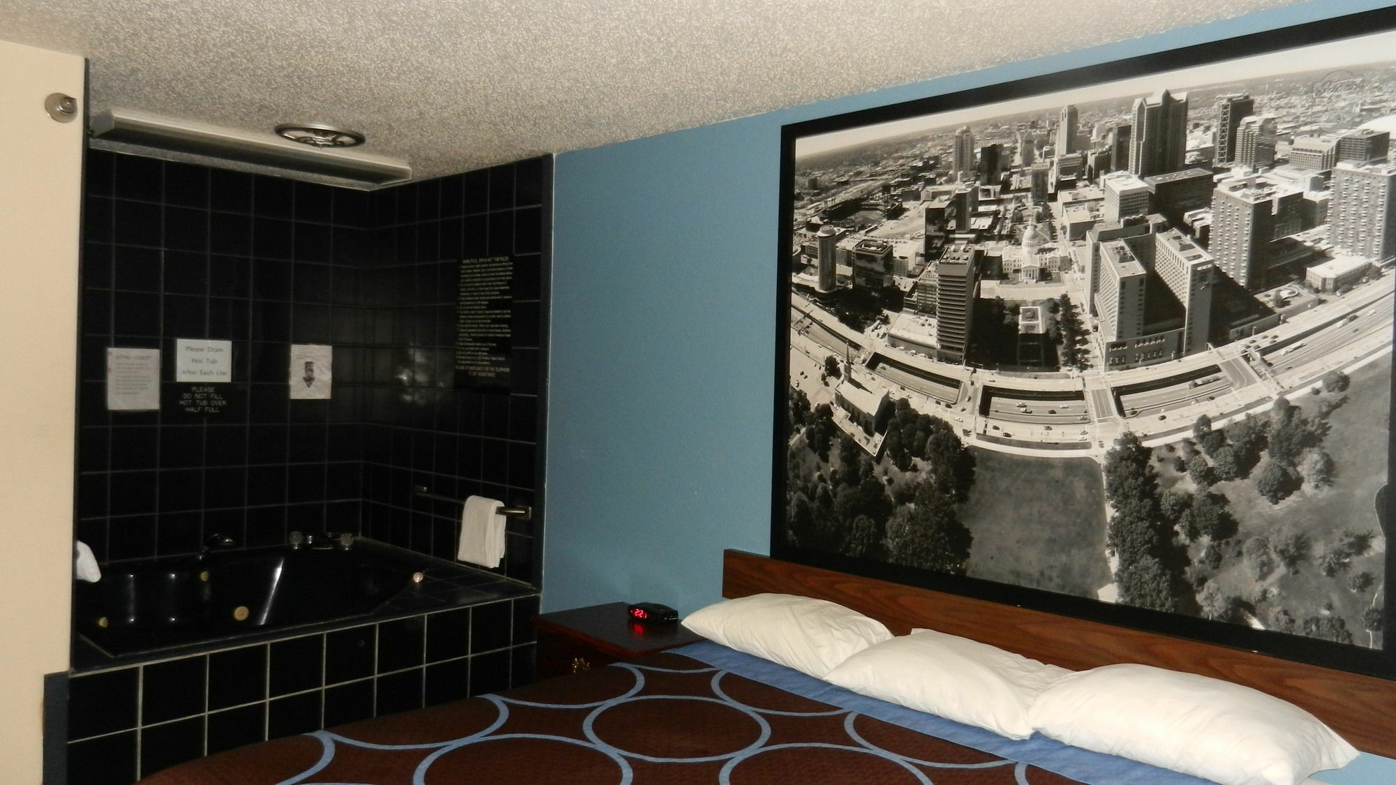 Super 8 By Wyndham Potosi Hotel Buitenkant foto