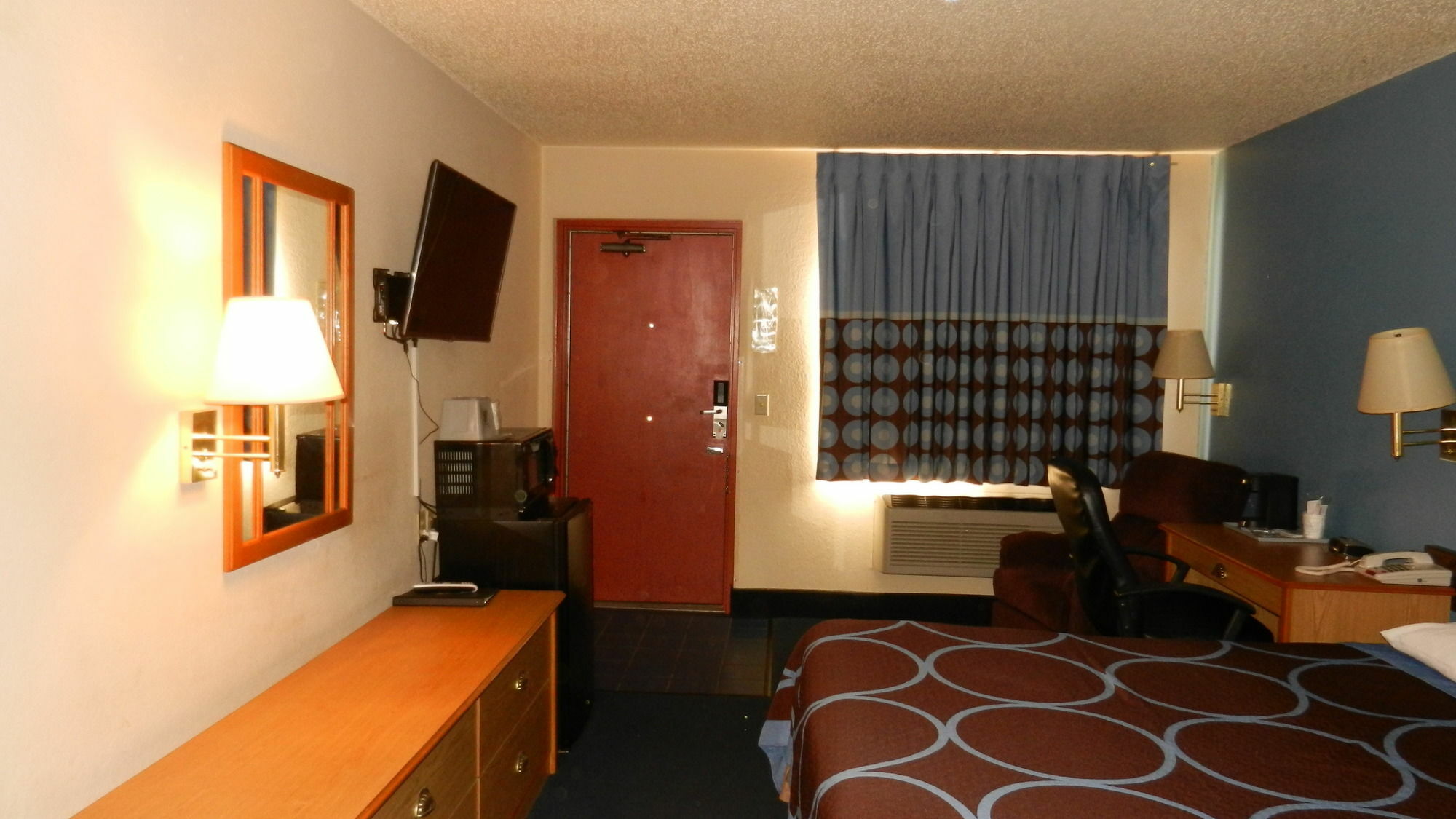 Super 8 By Wyndham Potosi Hotel Buitenkant foto