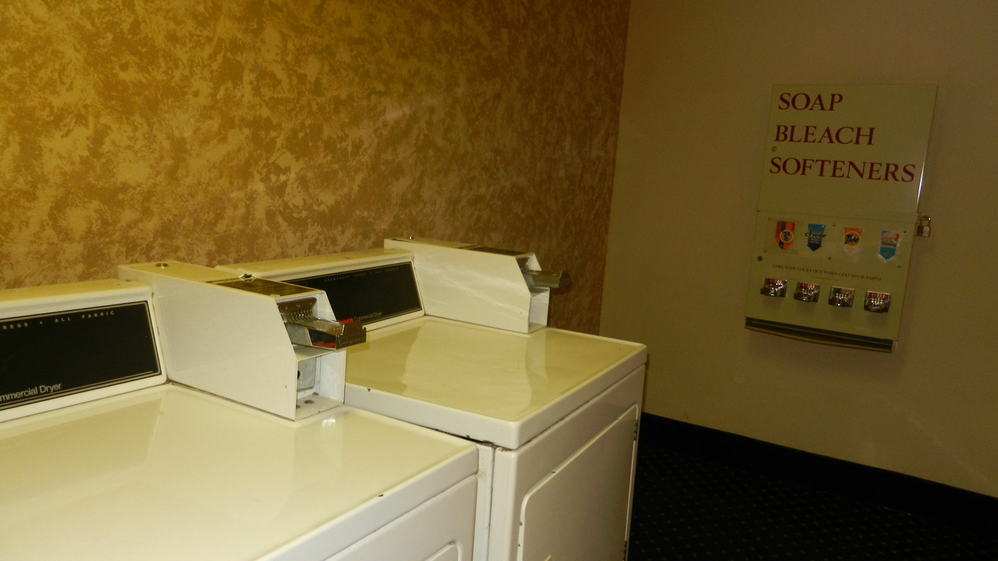 Super 8 By Wyndham Potosi Hotel Buitenkant foto
